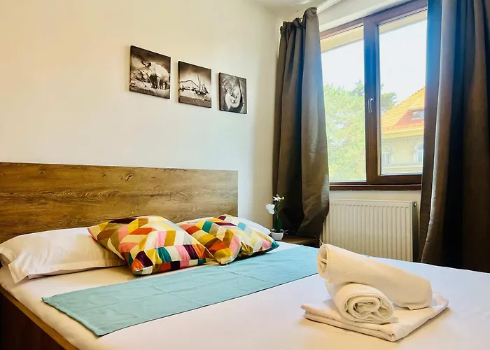 Joy Victor 14 Apartment *